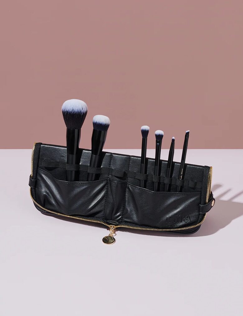INIKA Organic - Vegan Brush Case | Otu komplekts ar somiņu