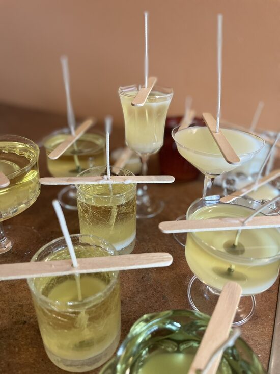 MEISTARKLASE Maģisko sojas vaska sveču liešana