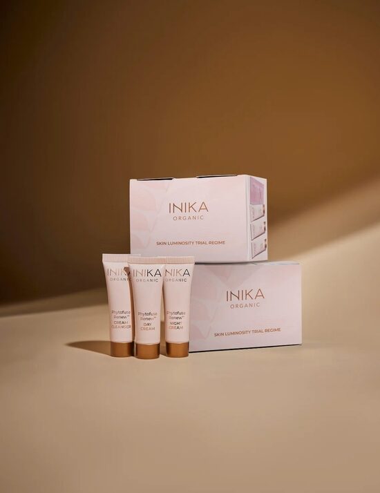INIKA Organic Skincare Luminosity Trial Kit | Mirdzošas ādas produktu izmēģinājuma komplekts